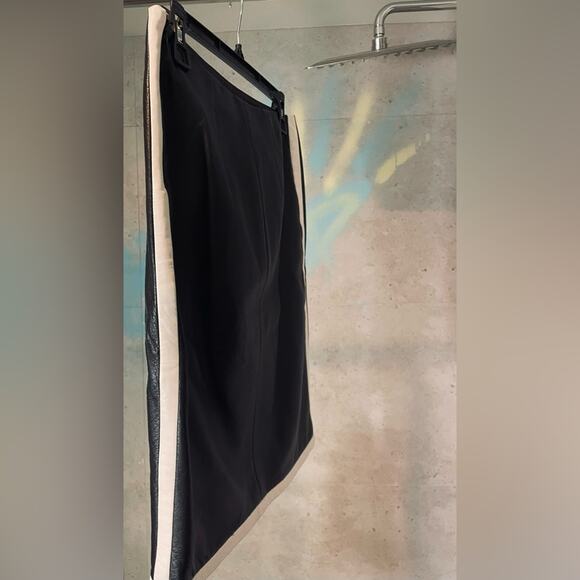 Ralph Lauren Lambskin Skirt - Purple Label - Cream and Black - Size Large - Sz 6 - Picture 4 of 12